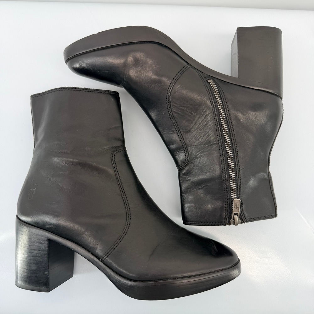 FRYE Joan Campus Black Leather Block Heel Platform Short Boots Womens 8.5M